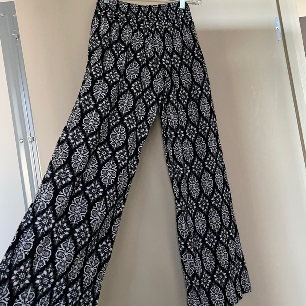 Flowy Black and White Pants